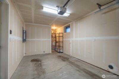 4413 Meridian Avenue N, Seattle, WA 98103 - Photo 30