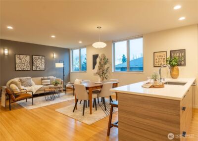 4413 Meridian Avenue N, Seattle, WA 98103 - Photo 9