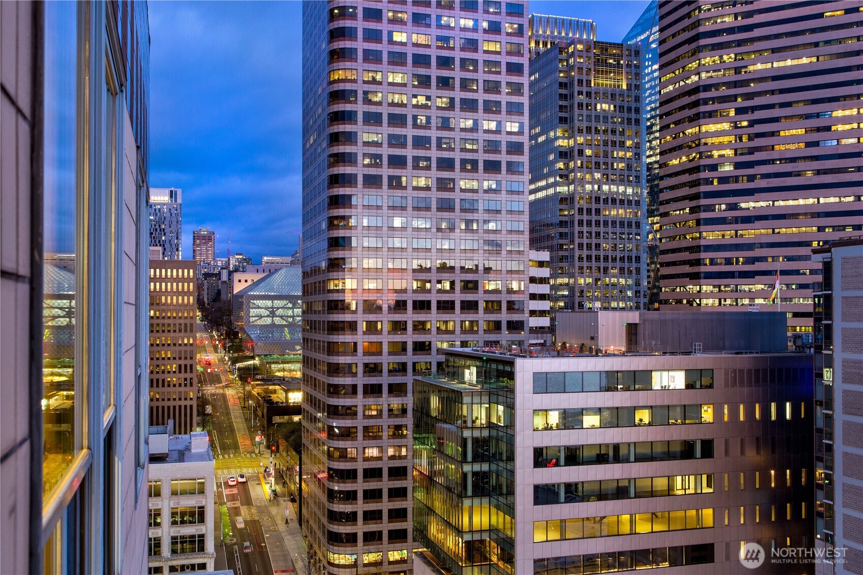 1107 1st Avenue #2002, Seattle, WA 98101