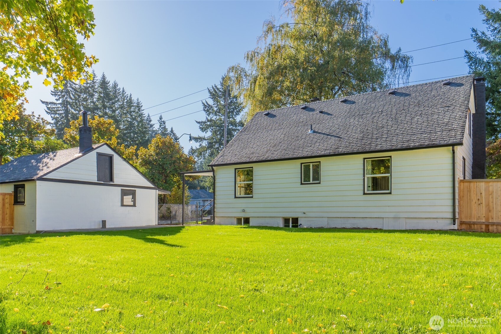 1114 2nd Avenue SW, Tumwater, WA 98512