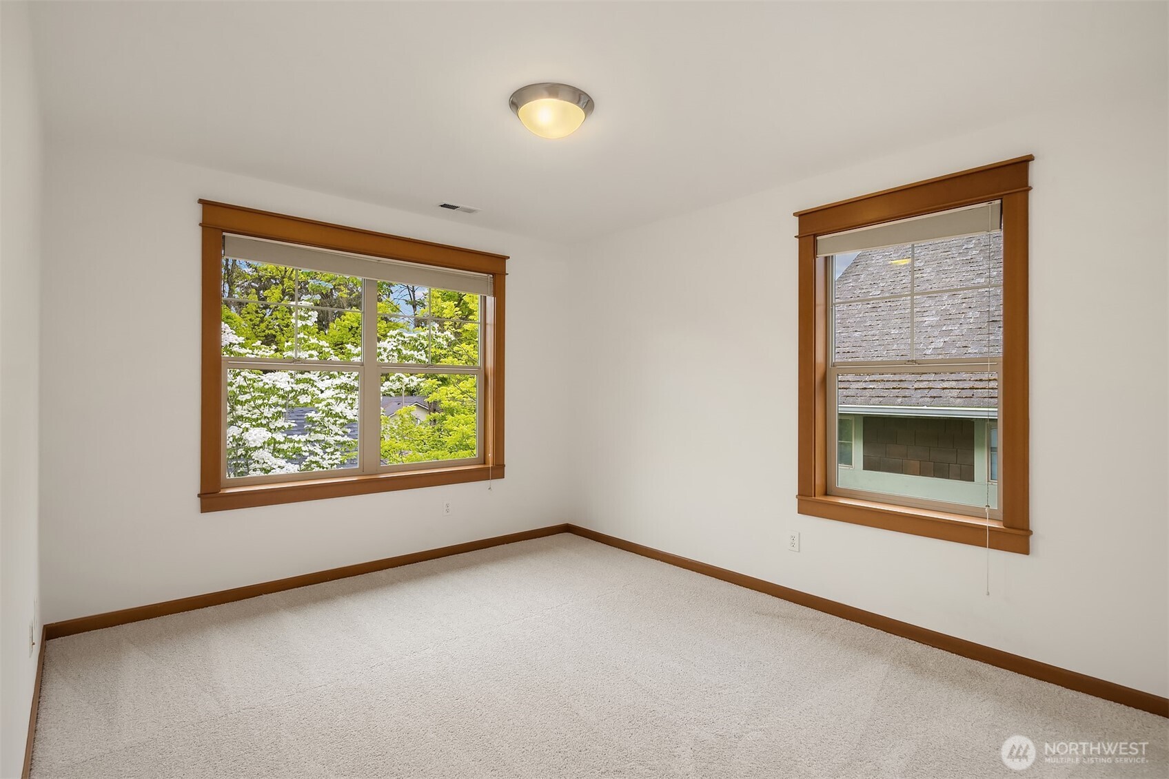 1905 NE 125th Street , Seattle, WA 98125