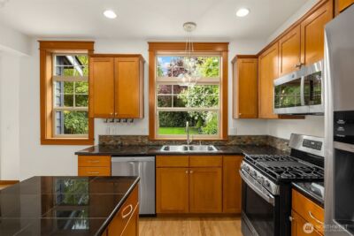 1905 NE 125th Street , Seattle, WA 98125 - Photo 6