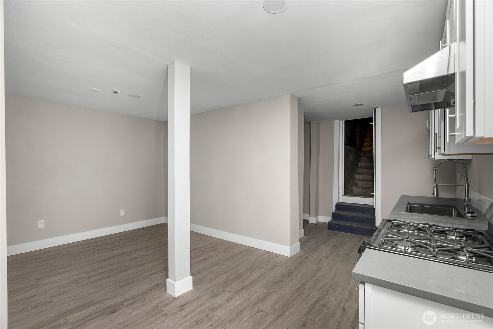 6323 Kitsap Way , Bremerton, WA 98312
