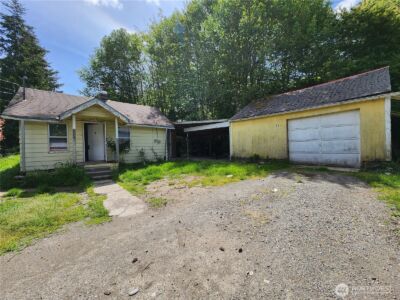 111 Cedar Avenue S, Eatonville, WA 98321 - Photo 2