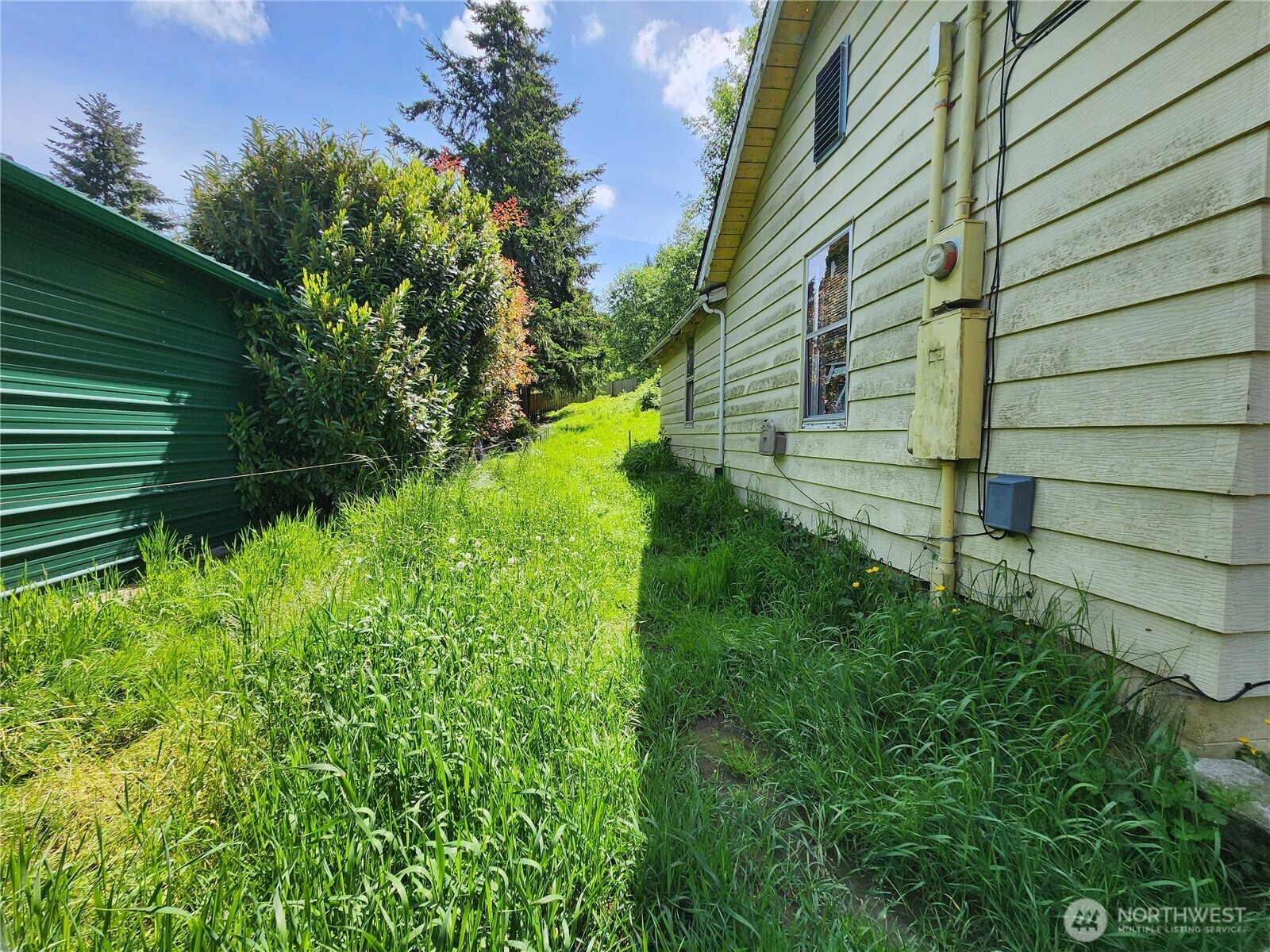 111 Cedar Avenue S, Eatonville, WA 98321
