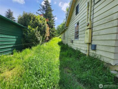 111 Cedar Avenue S, Eatonville, WA 98321 - Photo 3