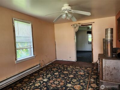 111 Cedar Avenue S, Eatonville, WA 98321 - Photo 6