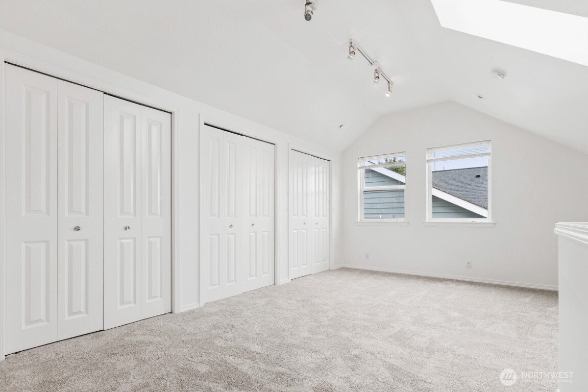 3633 22nd Avenue W #B, Seattle, WA 98199