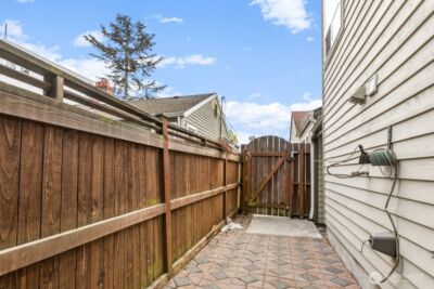 3633 22nd Avenue W #B, Seattle, WA 98199 - Photo 4