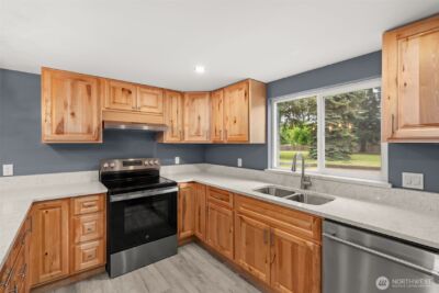18011 Jordan St , Rochester, WA 98579 - Photo 14