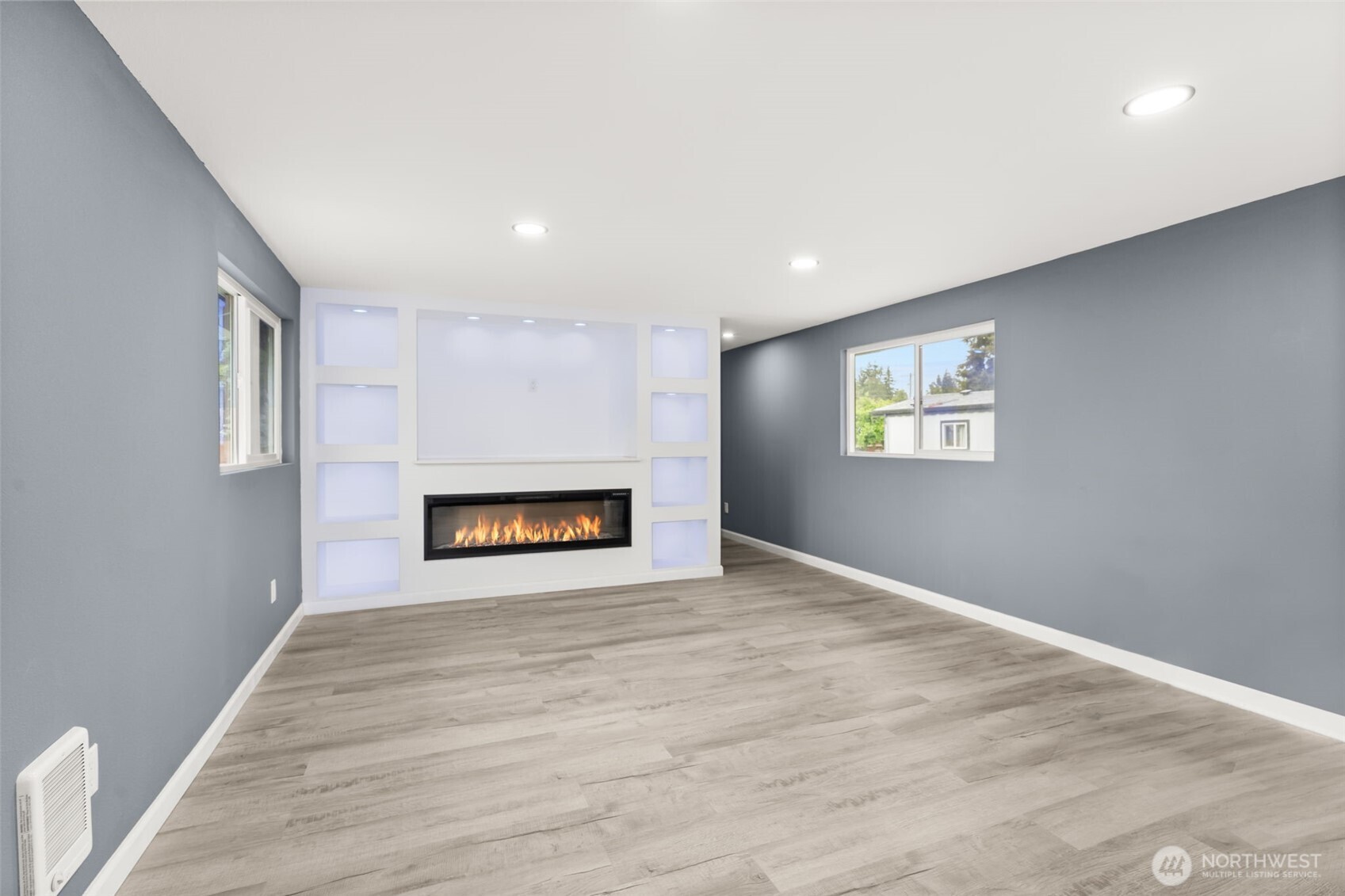 18011 Jordan St , Rochester, WA 98579