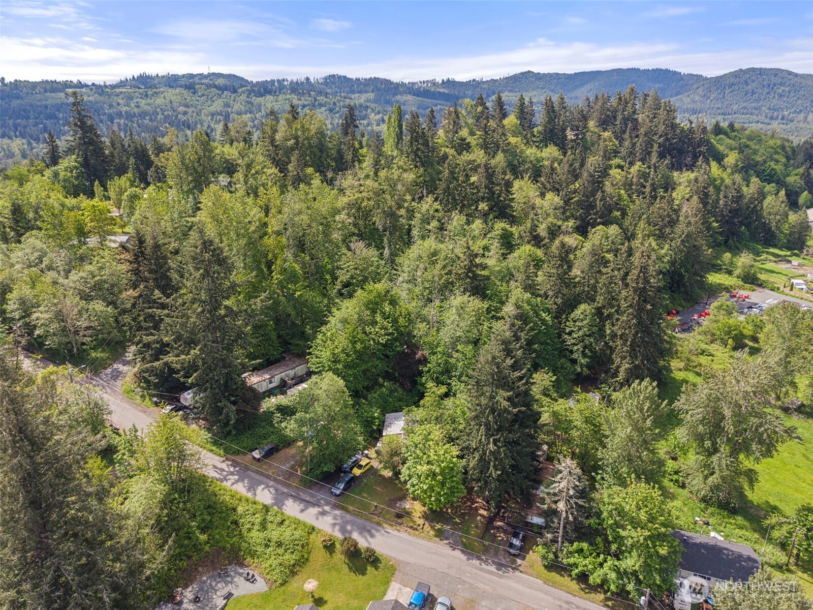 475 Larson Street , Eatonville, WA 98328