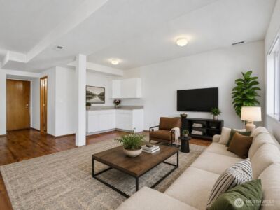 512 N 104th Street , Seattle, WA 98133 - Photo 20