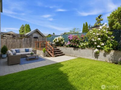 512 N 104th Street , Seattle, WA 98133 - Photo 27
