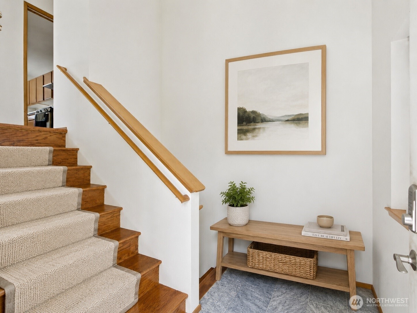 512 N 104th Street , Seattle, WA 98133