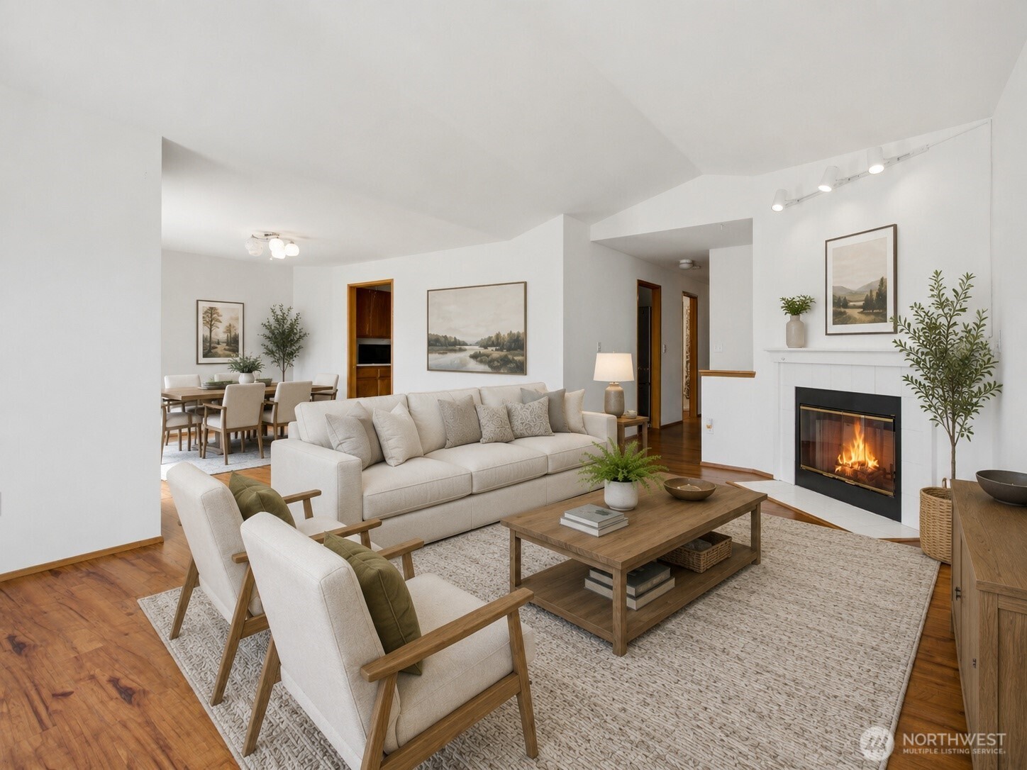 512 N 104th Street , Seattle, WA 98133
