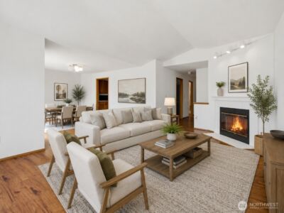 512 N 104th Street , Seattle, WA 98133 - Photo 7