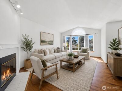 512 N 104th Street , Seattle, WA 98133 - Photo 10