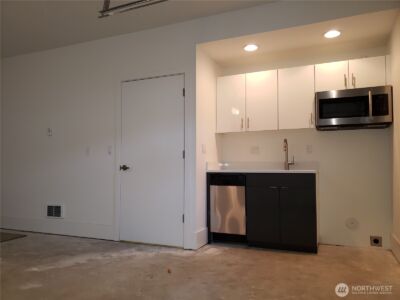 8706 S 42nd Avenue , Seattle, WA 98118 - Photo 15