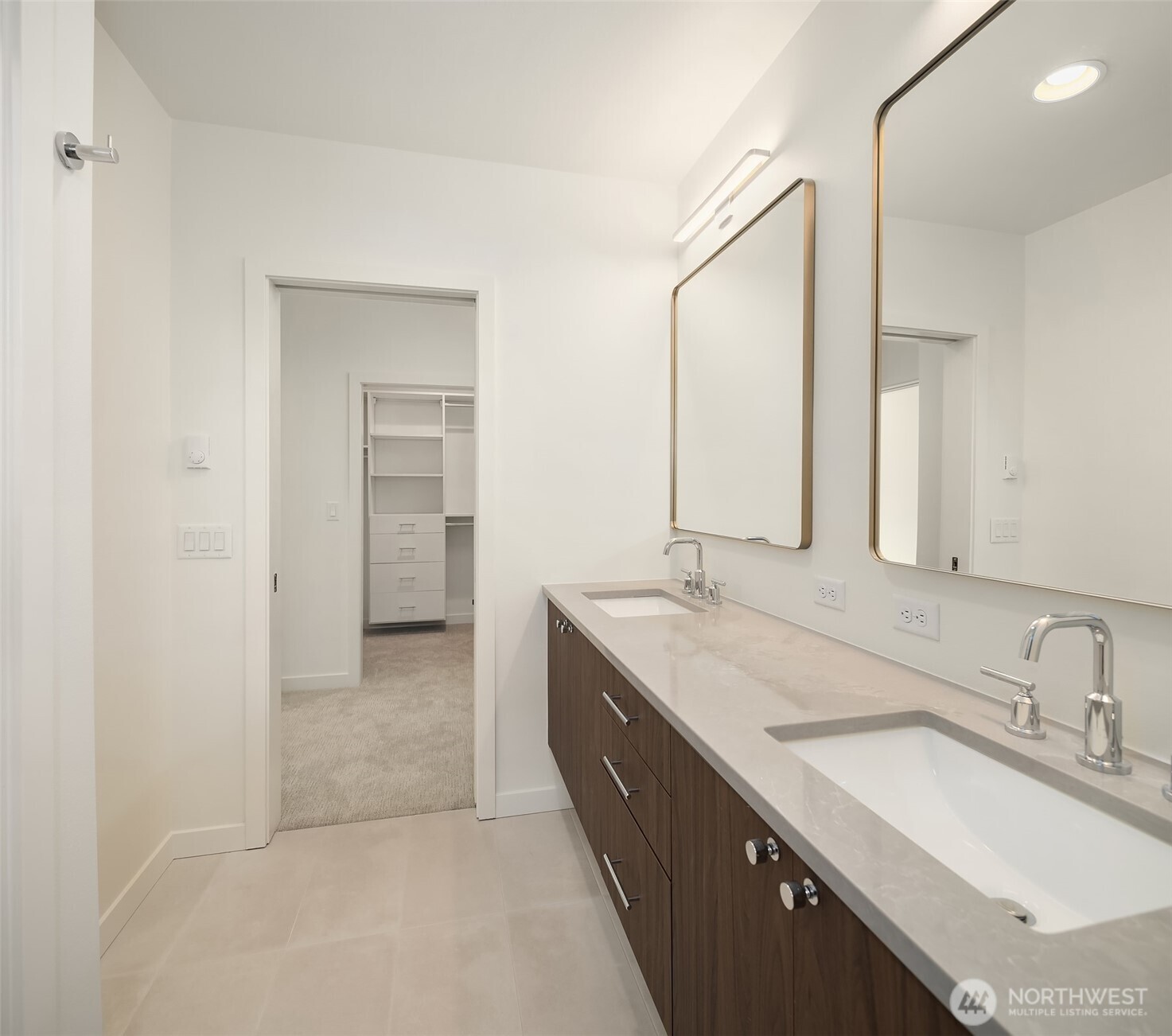 974 NW 54th Street , Seattle, WA 98107