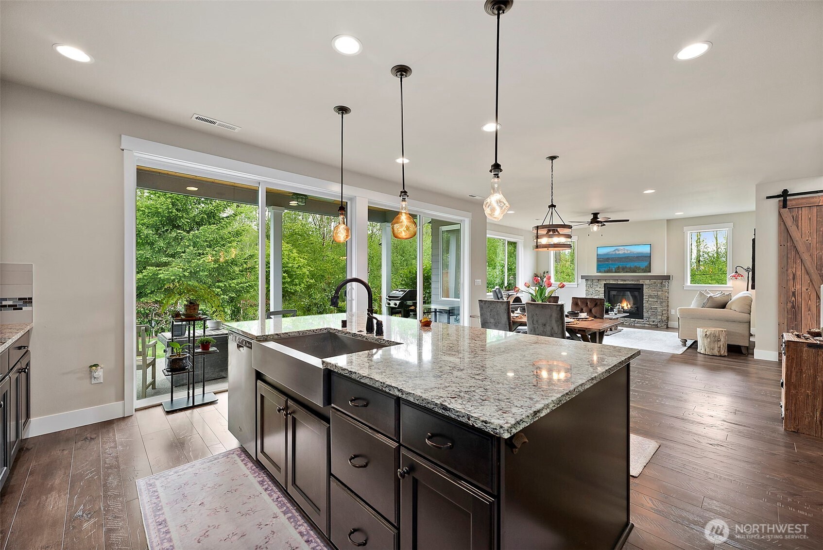 18581 Alpita Court NE, Poulsbo, WA 98370