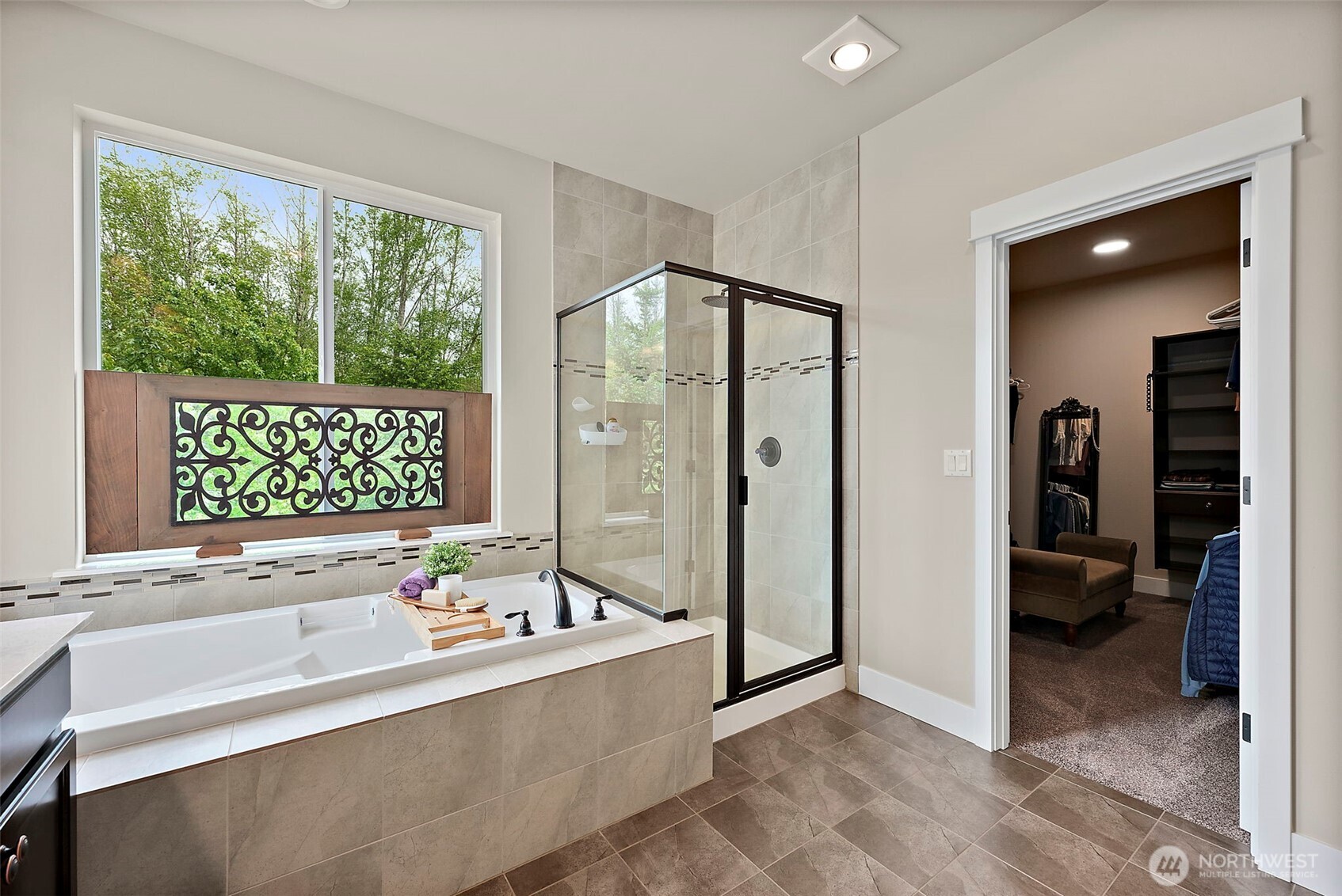 18581 Alpita Court NE, Poulsbo, WA 98370