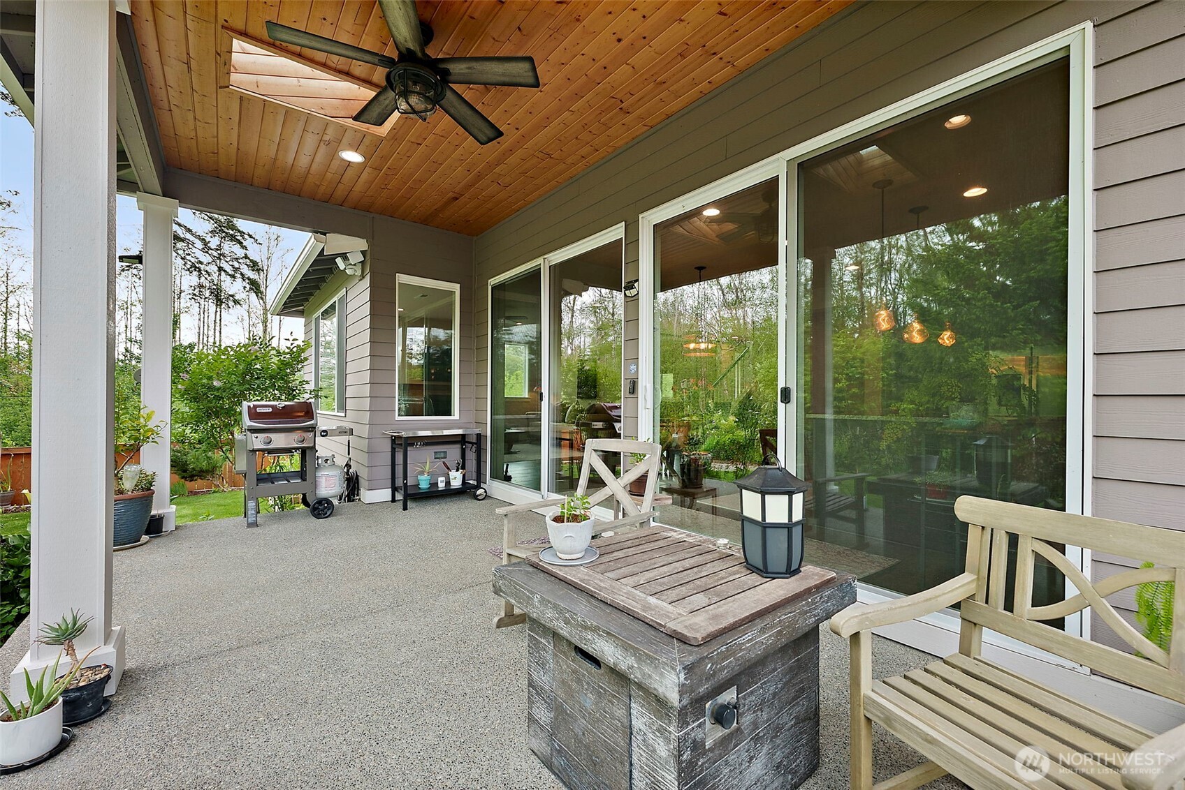 18581 Alpita Court NE, Poulsbo, WA 98370
