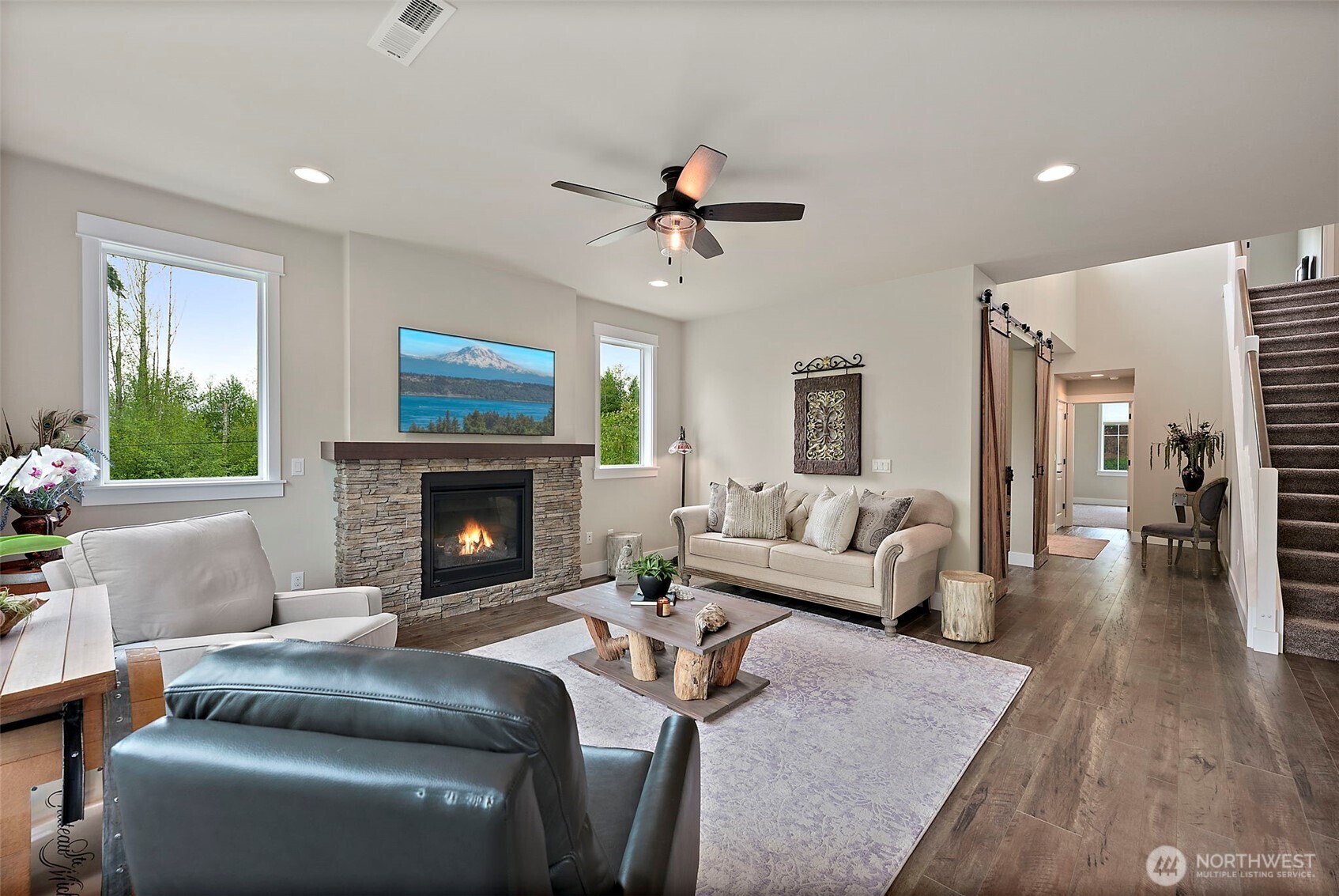 18581 Alpita Court NE, Poulsbo, WA 98370