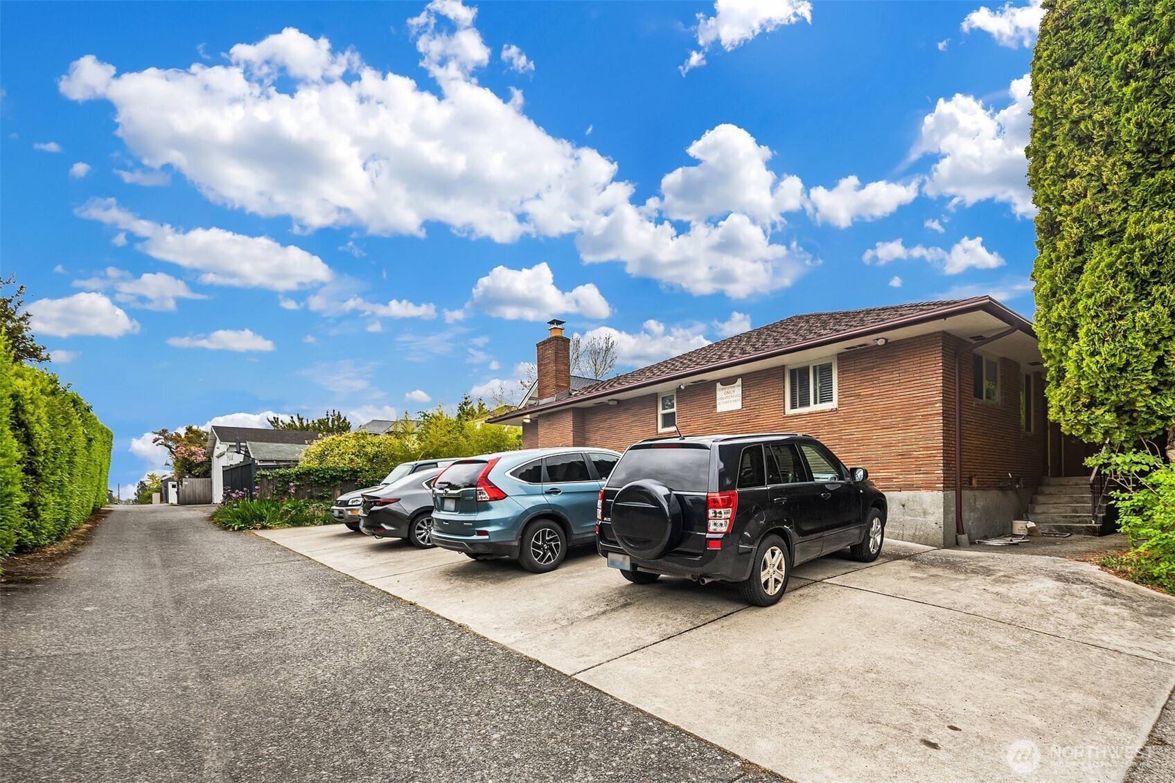 3207 NW 64th Street , Seattle, WA 98107