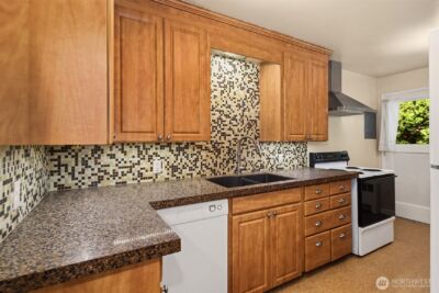 3207 NW 64th Street , Seattle, WA 98107 - Photo 9