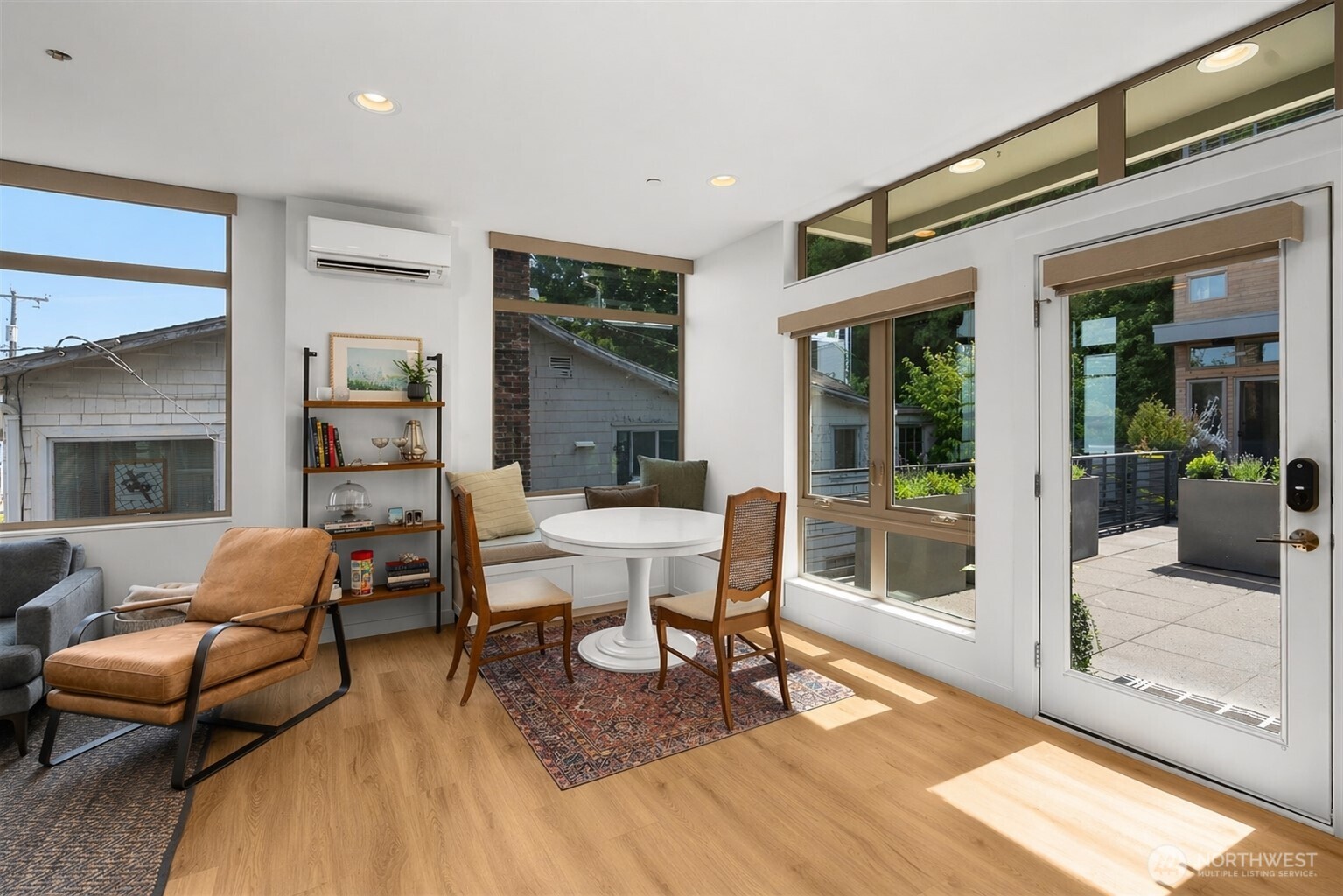 1706 Alki Avenue SW #B, Seattle, WA 98116