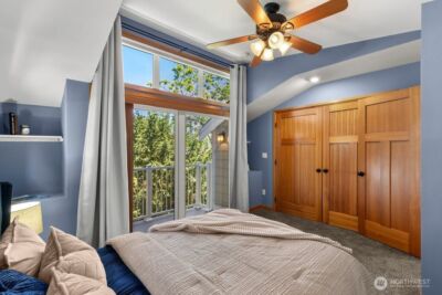 806 N 49th Street , Seattle, WA 98103 - Photo 16
