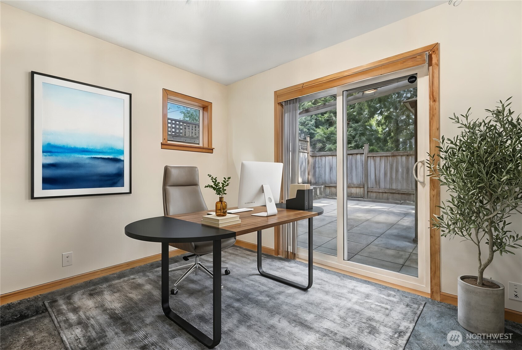 806 N 49th Street , Seattle, WA 98103