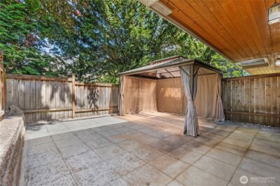 806 N 49th Street , Seattle, WA 98103 - Photo 26