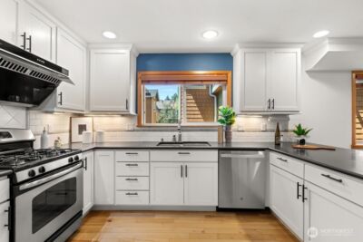 806 N 49th Street , Seattle, WA 98103 - Photo 5