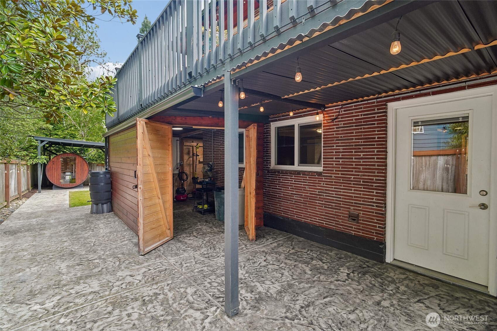 4208 SW Roxbury Street , Seattle, WA 98136