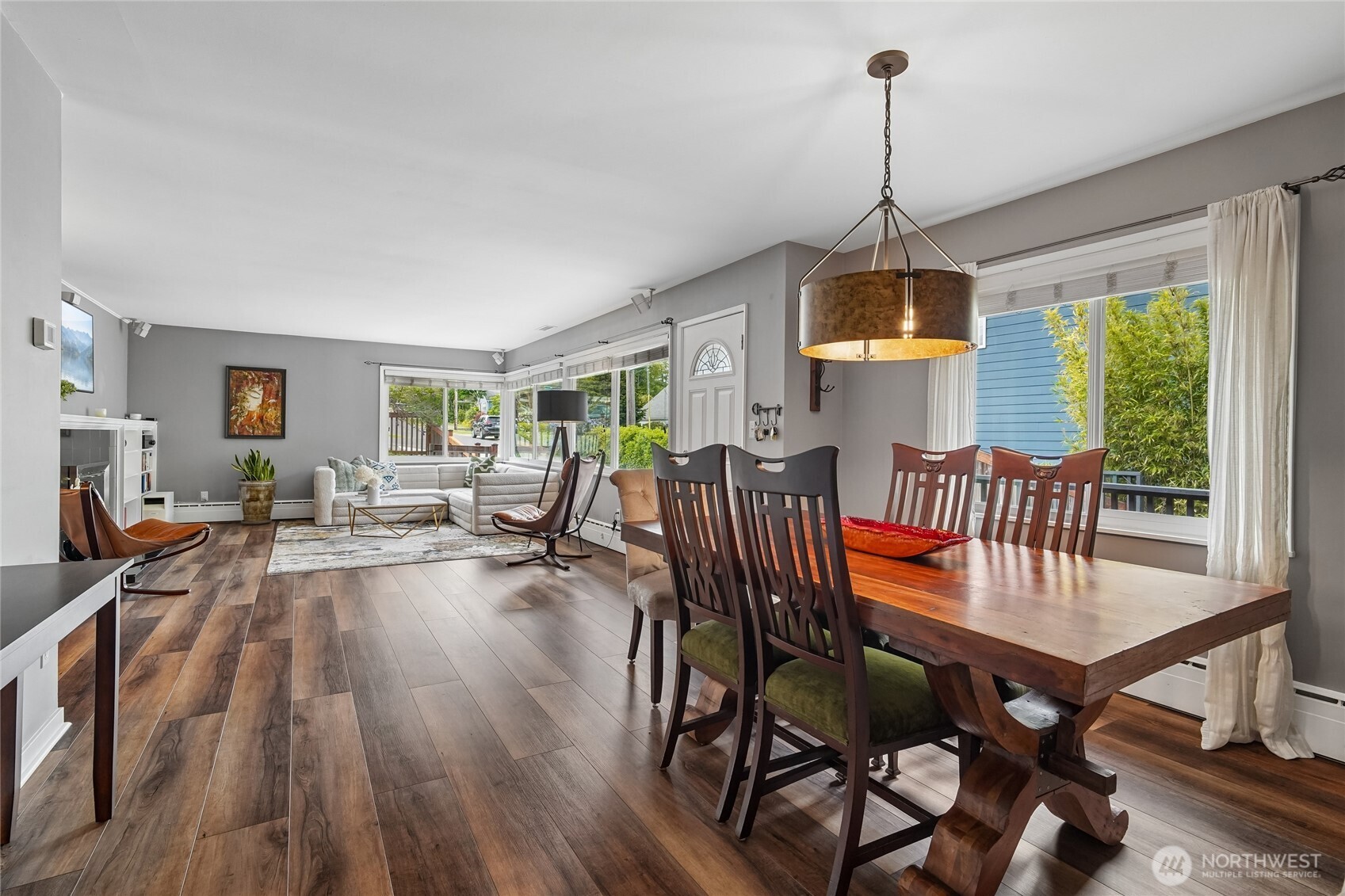 4208 SW Roxbury Street , Seattle, WA 98136