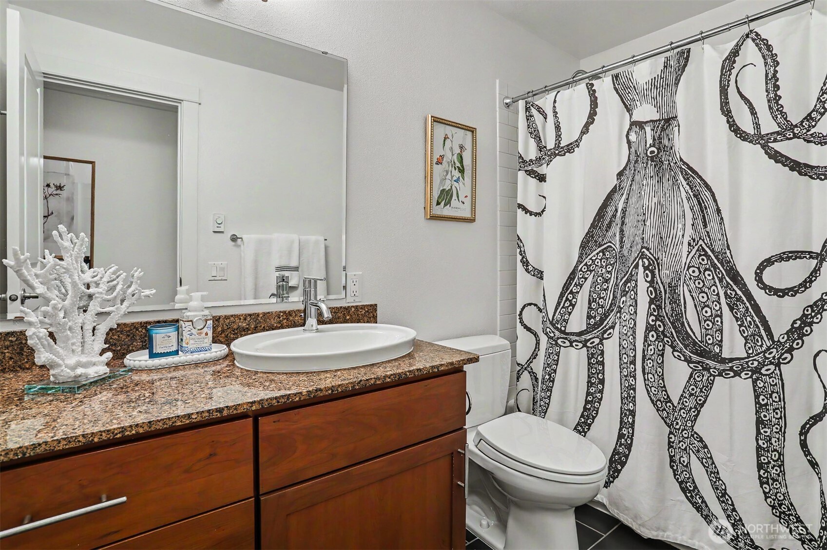 2830 NW 56th Street #203, Seattle, WA 98107
