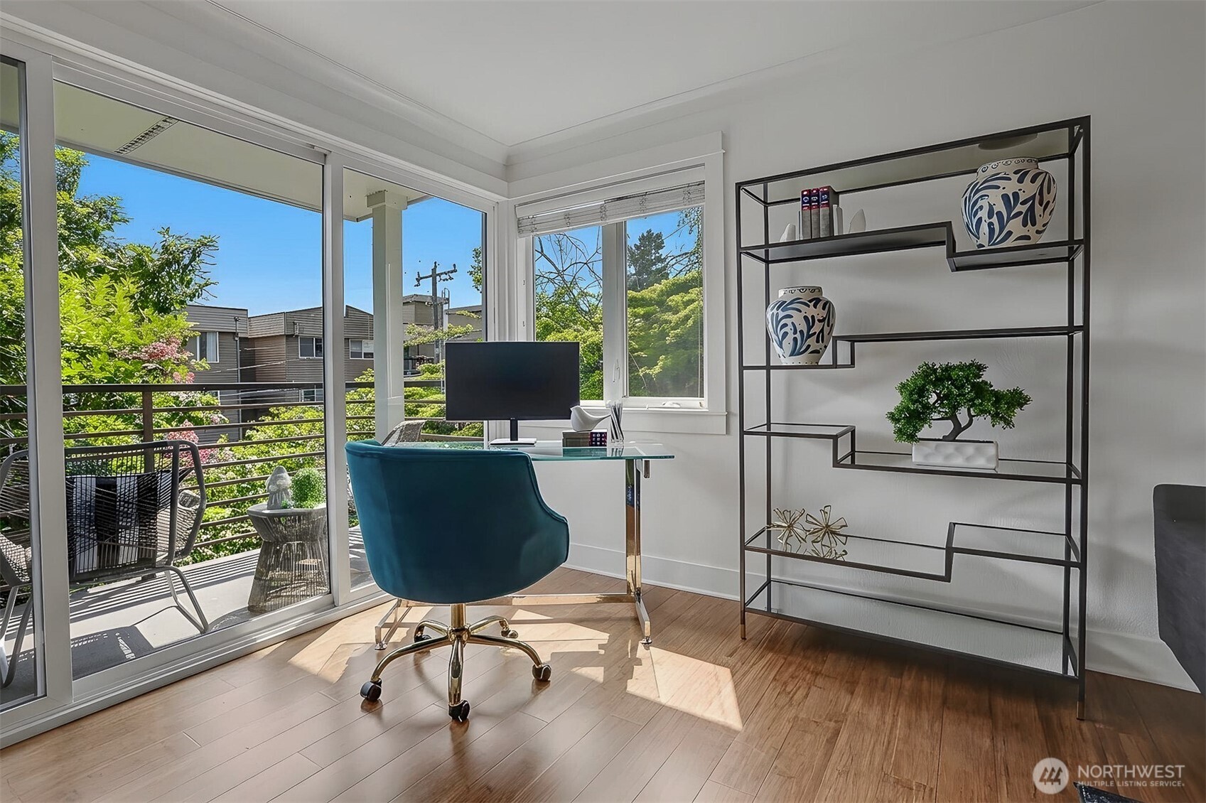 2830 NW 56th Street #203, Seattle, WA 98107