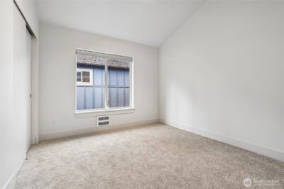 8128 Wolcott Avenue S, Seattle, WA 98118 - Photo 15