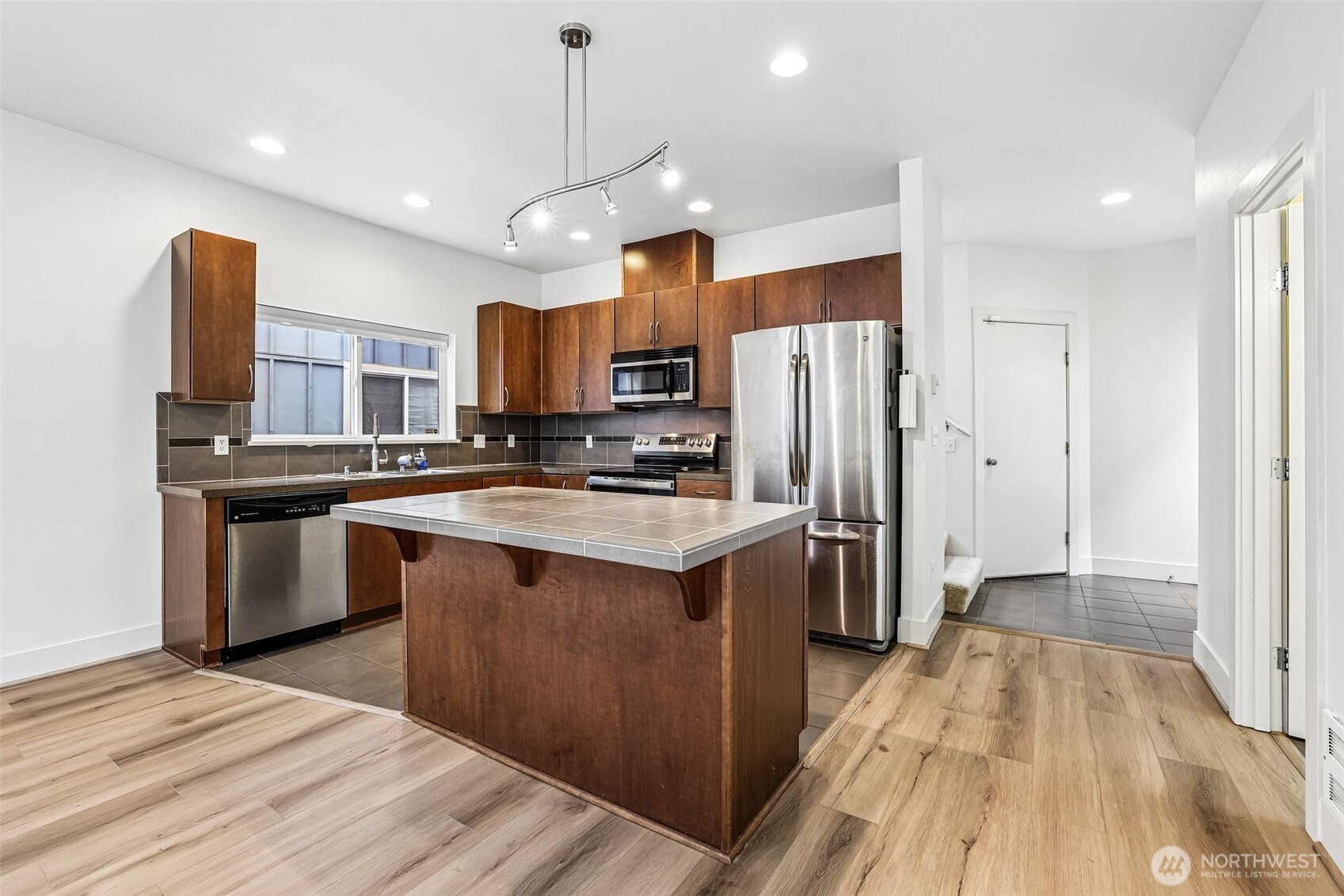 8128 Wolcott Avenue S, Seattle, WA 98118