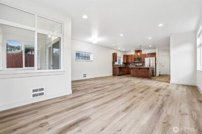 8128 Wolcott Avenue S, Seattle, WA 98118 - Photo 5