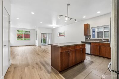 8128 Wolcott Avenue S, Seattle, WA 98118 - Photo 6
