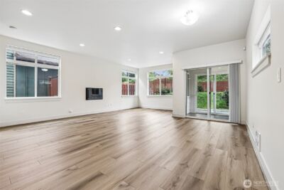 8128 Wolcott Avenue S, Seattle, WA 98118 - Photo 7