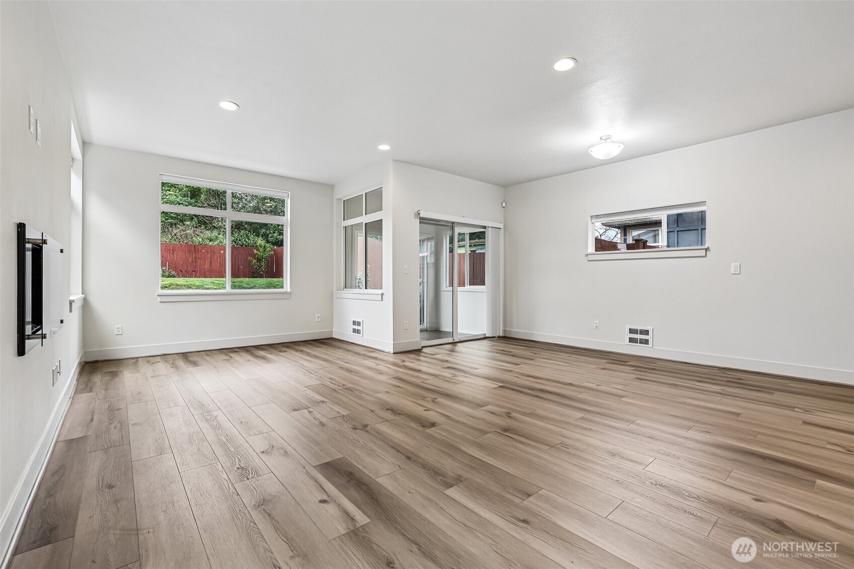 8128 Wolcott Avenue S, Seattle, WA 98118