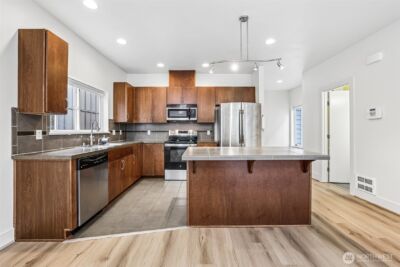 8128 Wolcott Avenue S, Seattle, WA 98118 - Photo 9