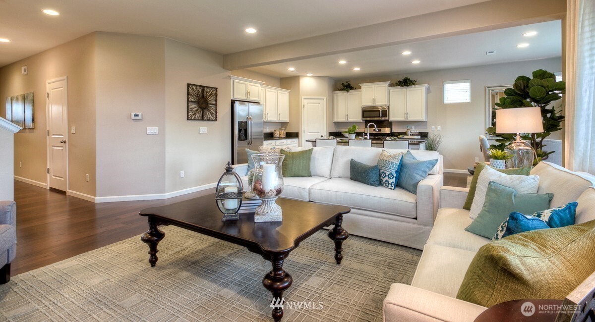 542 Meadowwood Drive SW, Olympia, WA 98502