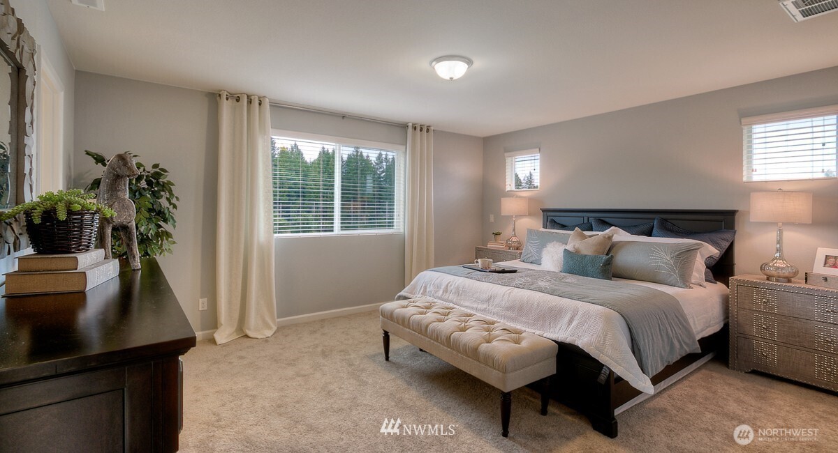 542 Meadowwood Drive SW, Olympia, WA 98502