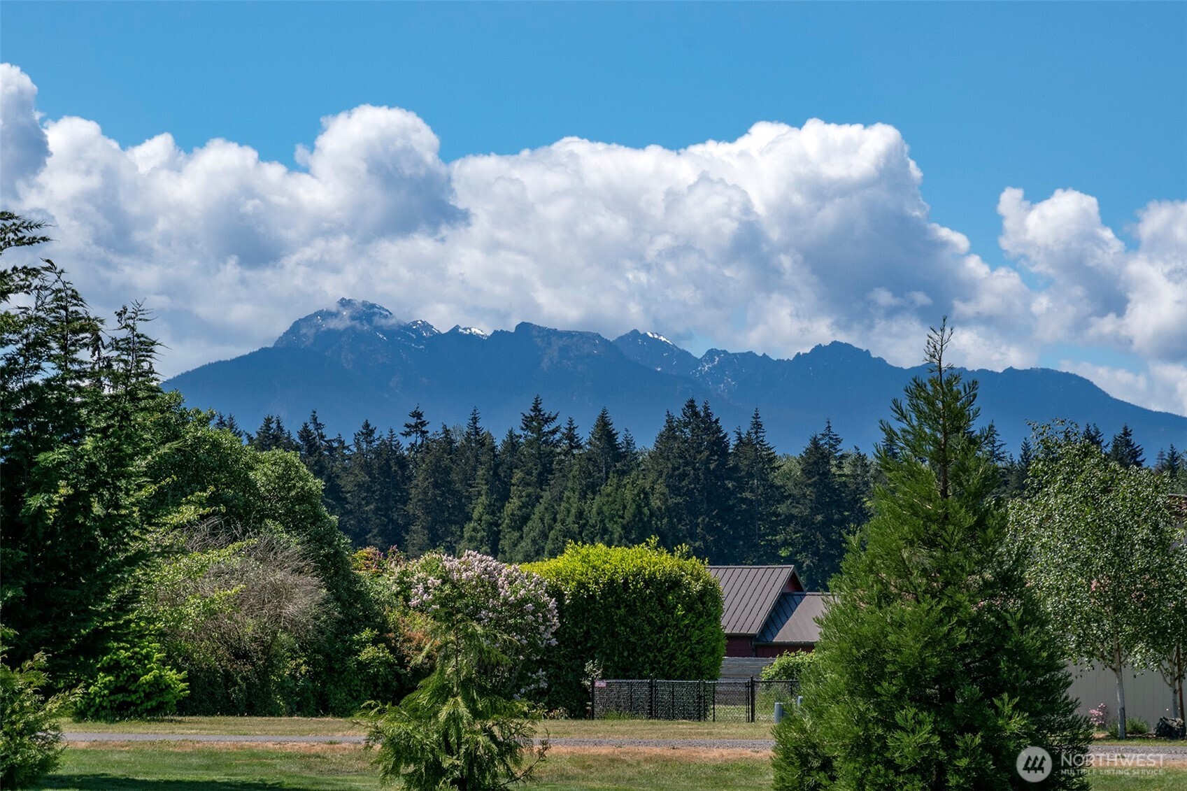 221 McComb Lane , Sequim, WA 98382