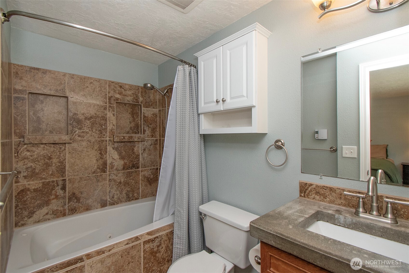 221 McComb Lane , Sequim, WA 98382